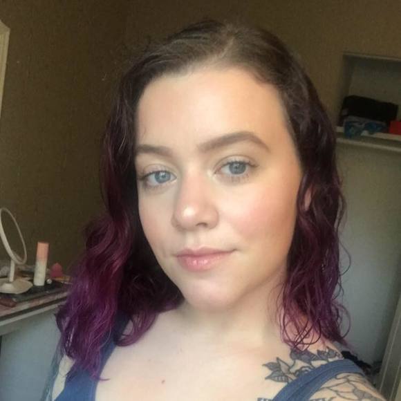 Meet your Posher, Alex - Picture 1 of 1